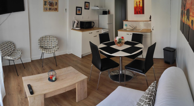 Апартаменты Appart'Hôtel Le Haut Berry