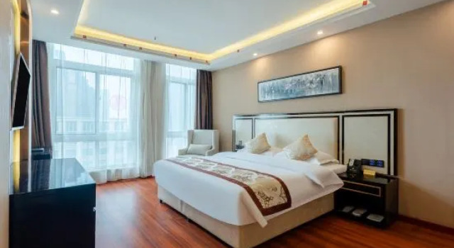 Люкс Huazhi Hotel Fuyang