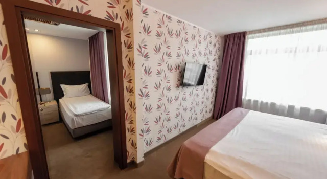 Люкс с 2 комнатами Wyndham Cluj