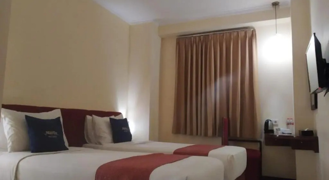 Standard Twin room Hotel Marlin Pekalongan by Dafam Hotels