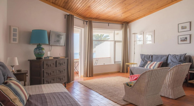 A29 - Calheta House in Luz