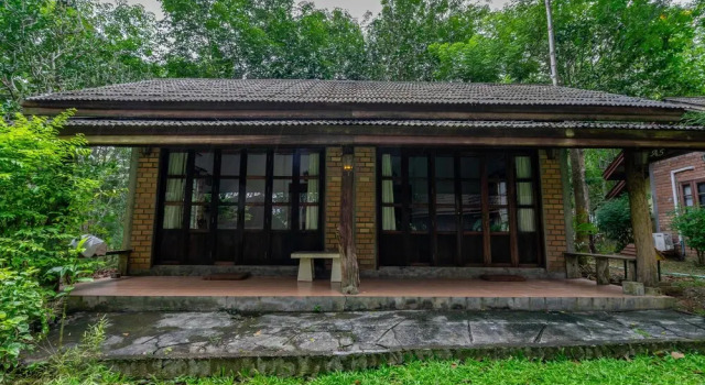 Donsak Orchid Resort