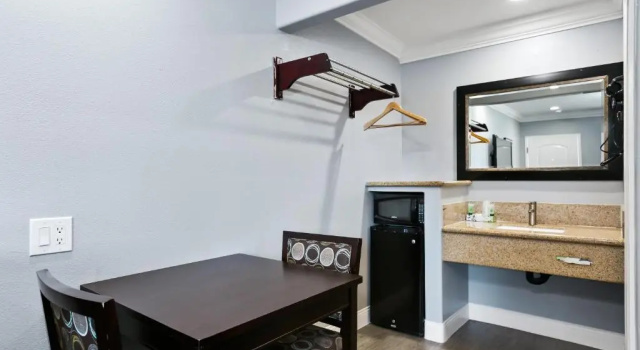 Двухместный номер Standard 3rd Avenue Inn