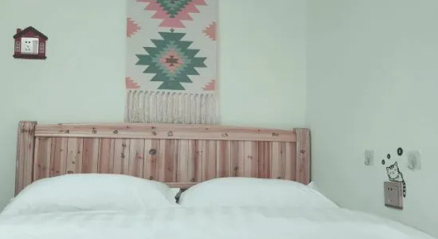 Люкс с 3 комнатами Yingxin Homestay (Guangxi University)