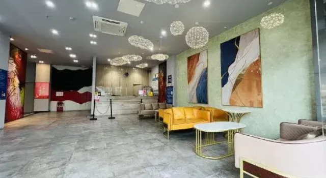 Fanpo Hotel Zhongshan, Boek Hotel Hotels in Guangdong met parkeren, Parkeren