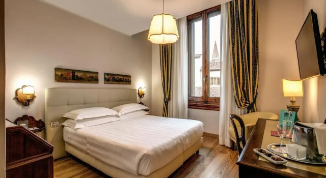Двухместный номер Standard Hotel Croce Di Malta
