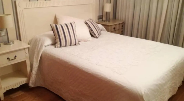 Apartamento Sanxenxo, 30 metros playa, céntrico., Забронировать Апартаменты/квартира Отели Санхенхо с парковкой, рядом с Пляж Silgar, Парковка