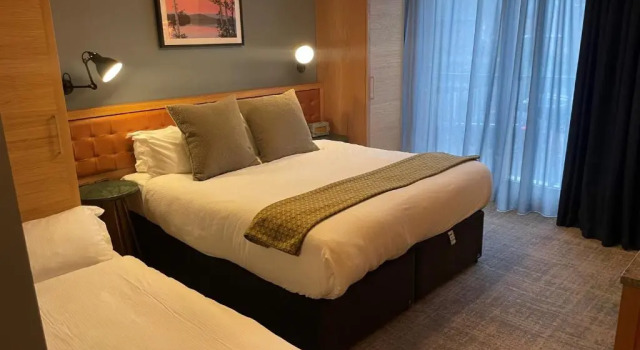 The Royal Foresters, Ascot, Berkshire - Acorn Pubs, Book Hotel Hoteller i Ascot med parkering, Parkering