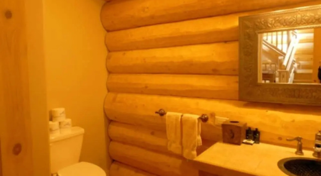 Кровать в общем номере с 6 комнатами Country Club Homes
