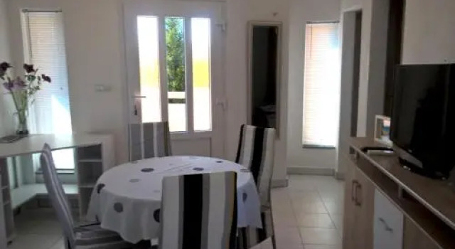Apartment Kamelija