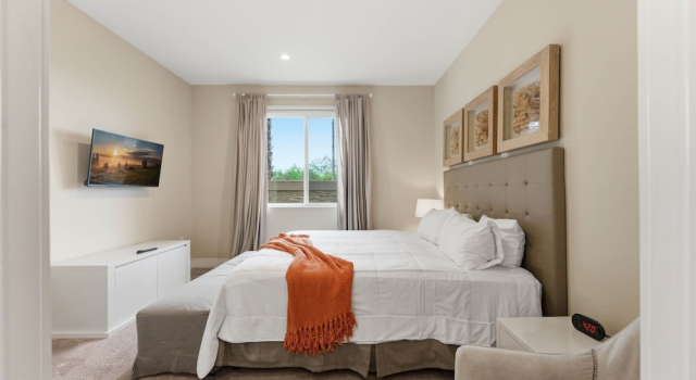 Magic Village 4BR Spacious and Stylish, Rezerwuj Willa Hotele w Kissimmee z parkingiem, Parking