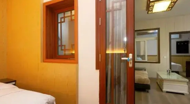 Семейный люкс с 3 комнатами Qingcheng Mountain Tingcicada·Hot Spring B&B