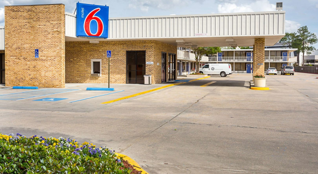 Motel 6 Baton Rouge, LA - Southeast