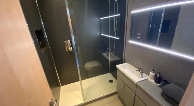 Апартаменты The Duplex Nairn- Spacious 3 Bedroom with sunny balcony