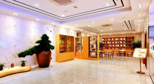 GreenTree Inn Haikou City Wuzhishan Road, Book Hotel Billige hoteller i Haikou
