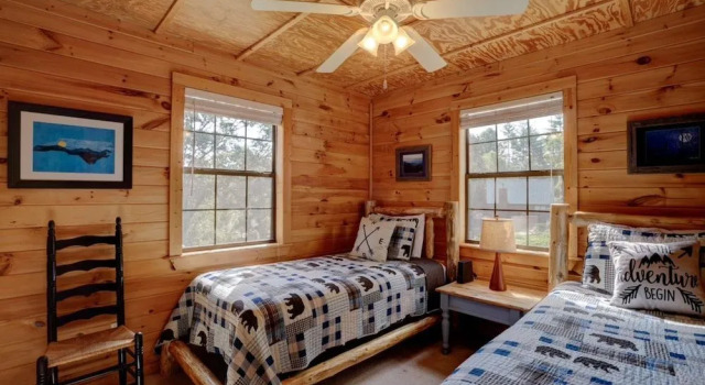 Amazing Adventure Cabin, Забронировать Дом для отпуска Виллы Брайсон-Сити, Вилла