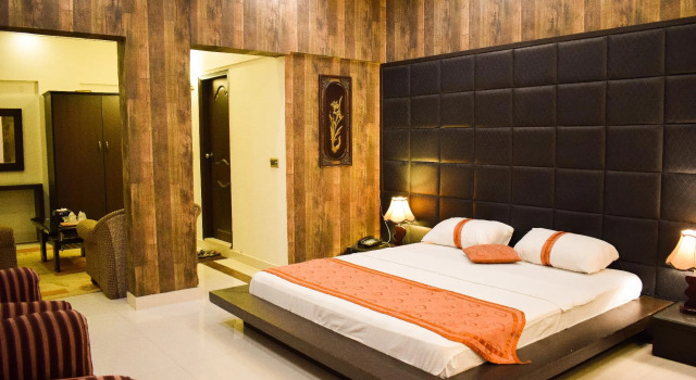 Royal Suite Royal Inn Hotel