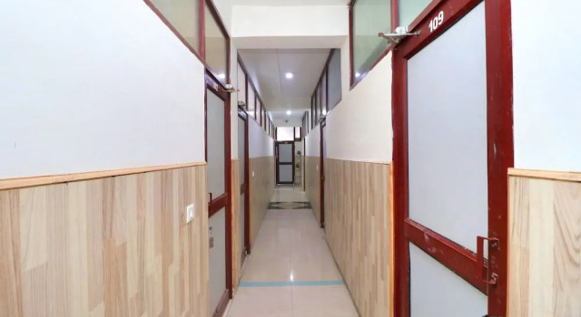 The Shine Broadway Hotel, Varaa Hotelli Zirakpur Haryana
