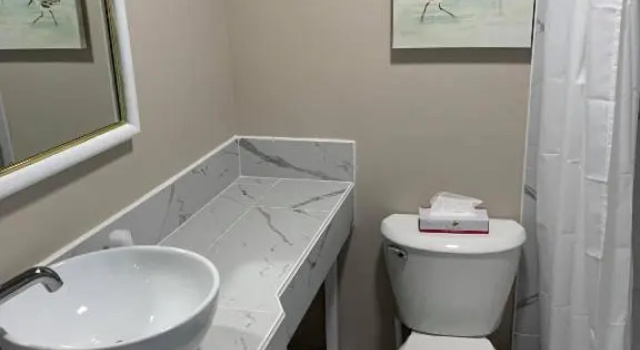Четырёхместный номер Standard Ocean Manor 1100 Inn
