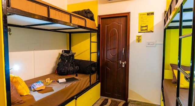 Кровать в общем номере The Hosteller Jodhpur