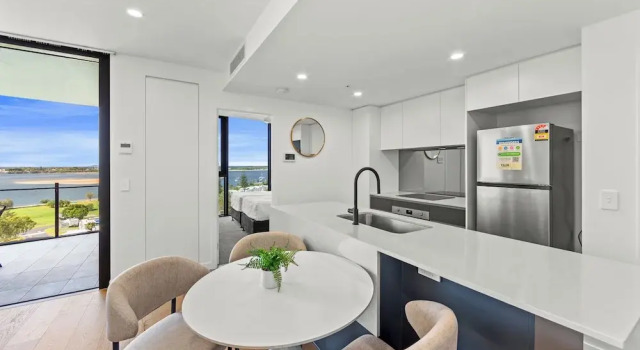Номер Standard с 2 комнатами с балконом и с видом на окрестности Marine Quarter Apartments by CLLIX