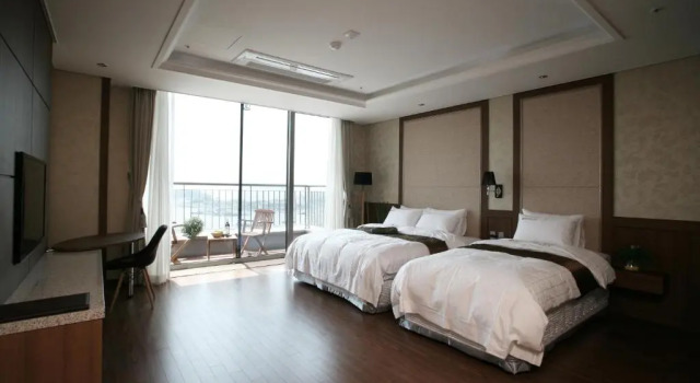 Двухместный номер Deluxe с видом на море Benikea Hotel Yeosu