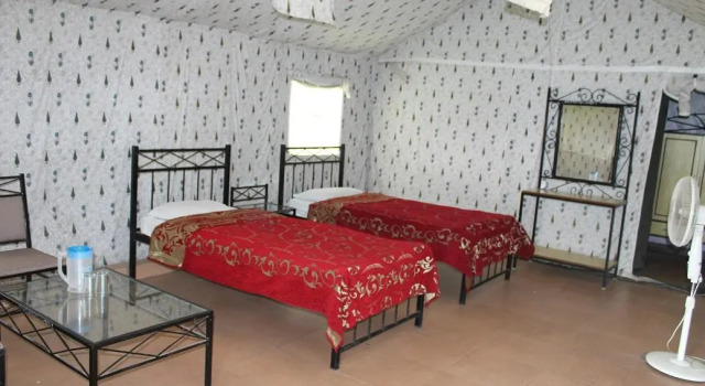 YMCA Campsite Sattal, Prenota Campeggio Campeggi e glamping a Uttarakhand, Campeggio