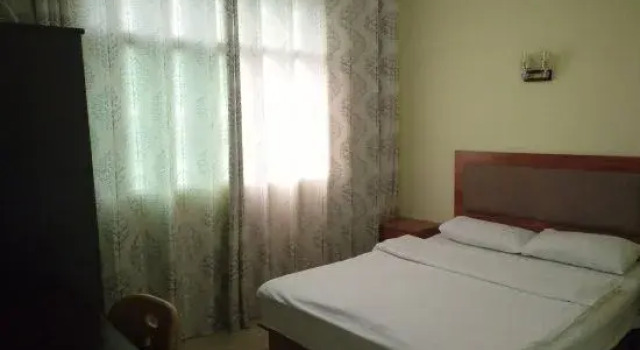 Люкс с 3 комнатами Xiannüshan Zhoujia Brothers Village
