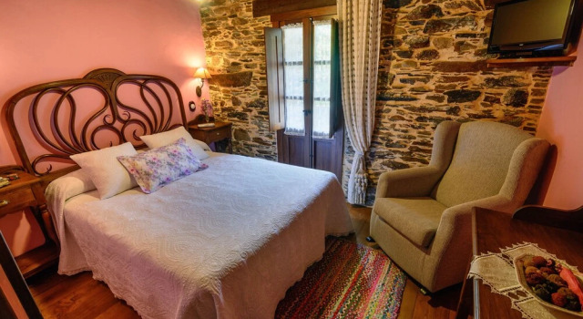 Casas da Lexa, Rezervați Hotel Hoteluri în Taramundi cu parcare, Parcare