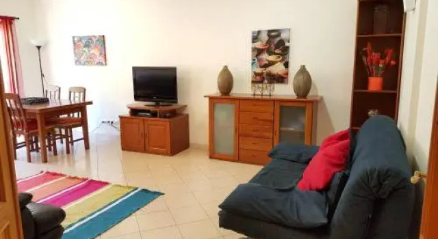 Albufeira - T2 Old Town Central - 200m Beach, Забронировать Апартаменты/квартира Отели Албуфейра с парковкой, рядом с Municipal Museum of Archaeology, Парковка