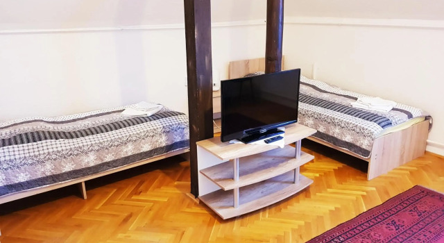 La Boheme Apartman, Забронировать Апартаменты/квартира Отели в центре Мишкольца, в центре
