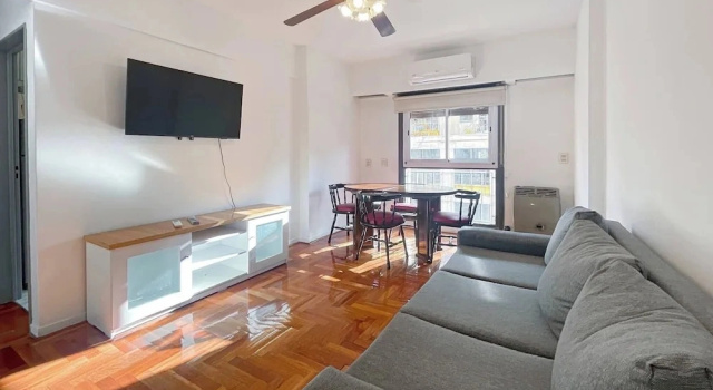 Beautiful 2 Bedrooms and Cozy Apartment in the Heart of Palermo
