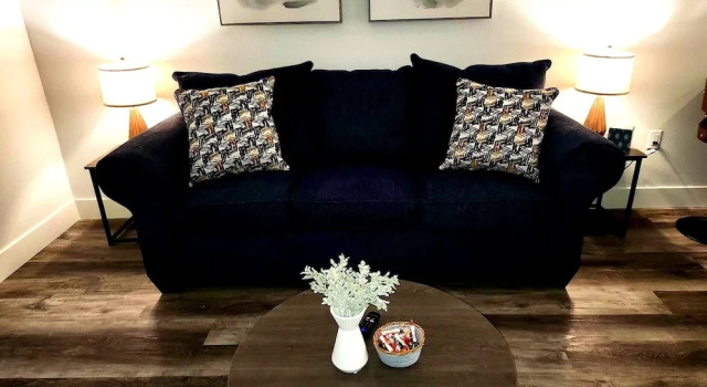 Calm Luxury Living 1BR Retreat Pool, Hot Tub, Wifi, 预订 公寓 里诺 美利坚合众国-美利堅合眾國