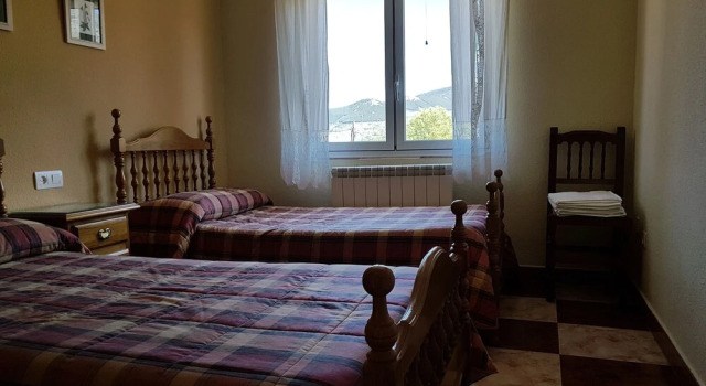 Casa Rural Las Chorreras, Забронировать Отель Навалонгилья Sierra de Gredos