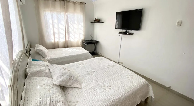Семейные апартаменты с 2 комнатами с балконом Posada Vasquez Oviedo