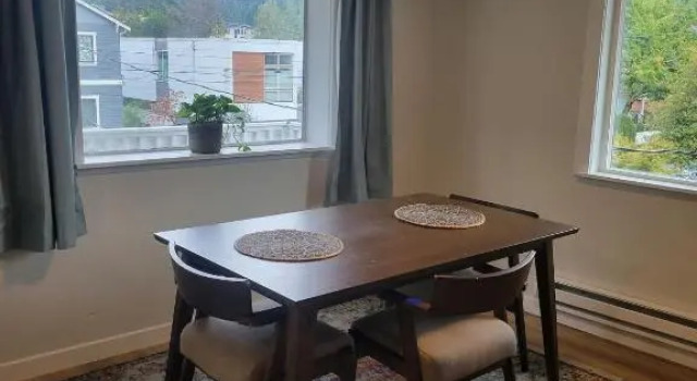 Fresh Top Floor Apartment w/ Balcony