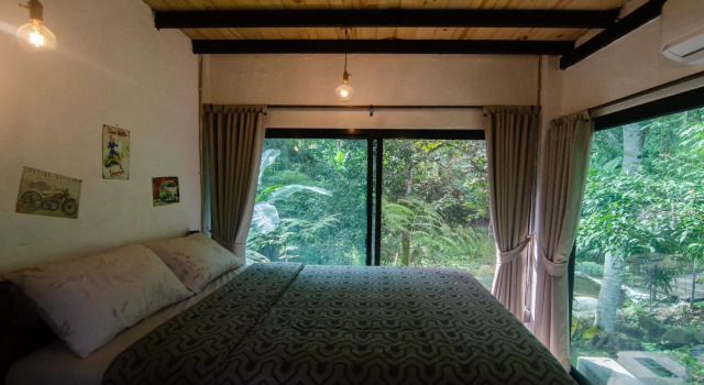 Voraman Hut