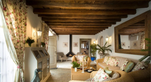 Independent Luxury Villa With Pool and Jacuzzi in the Chianti Region-podere Degli DEI
