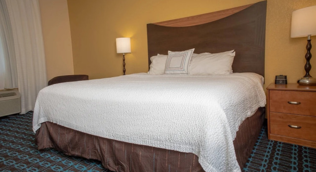 Двухместная студия Fairfield Inn & Suites by Marriott Knoxville/East