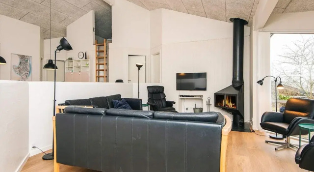 12 Person Holiday Home in Ebeltoft, Prenota Casa vacanze Ville a Vestjylland, Villa