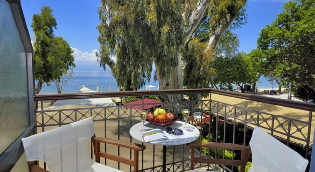 Студия Enalion Hotel