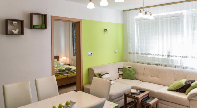 Apartmaji Groš, Забронировать Отель Краньска-Гора Planica, рядом с Kekec