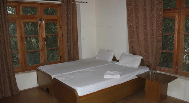 Lzakar Guest House