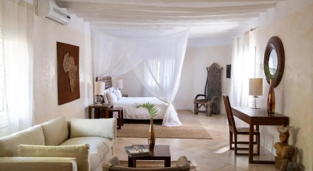 Люкс Lion in the Sun Boutique Hotel & Spa