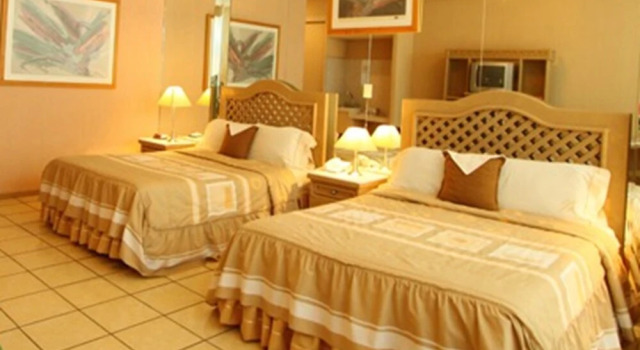Hotel Villa Monini, Rezerwuj Hotel Hotele w State of Puebla z parkingiem, Parking