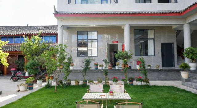 Youhe Juzhuju (Lijiang Shuhe Ancient Town Branch), Book Hotel Hoteller i Lijiang med parkering, Parkering