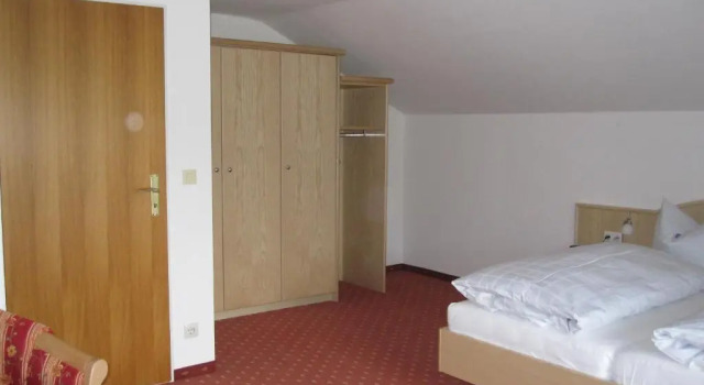 Апартаменты Gästehaus Wiesenhof