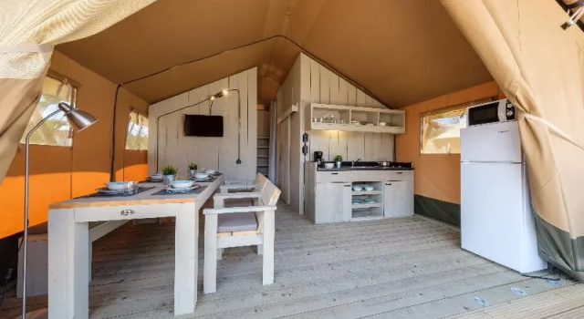 Тент с 2 комнатами Camping Estival Vendrell Platja