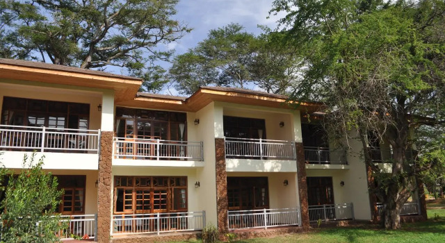 Hunters Lodge, Book Hotel Kiboko Rift Valley Province