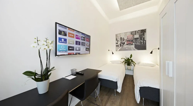 Апартаменты Executive с 2 комнатами с балконом Living Suites